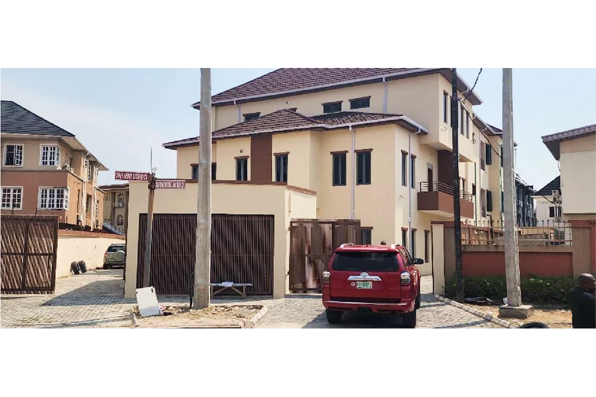 Residential Development for Devine Chambers 1