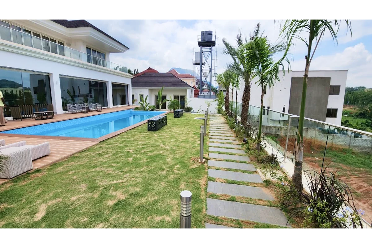 Udi Hills 3